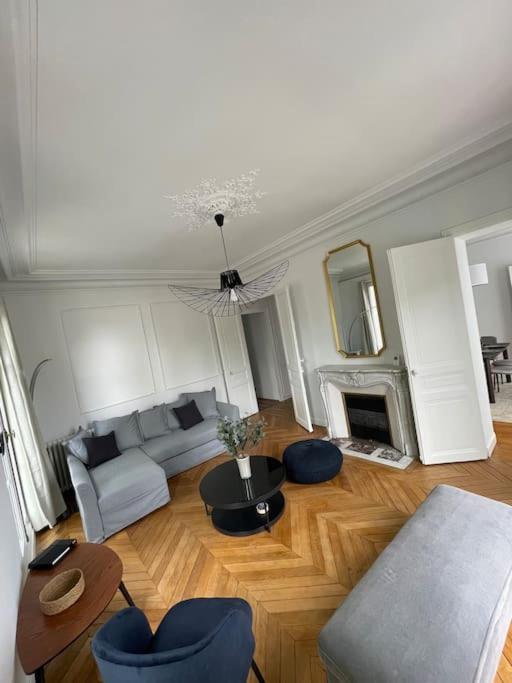 Apartamento Le Grand Michelet Centre De Tours Exterior foto